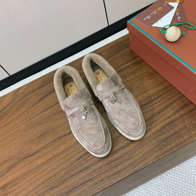 L0r0 P1ana loafers